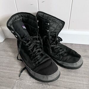 Patagonia Waterproof Boots Size 9